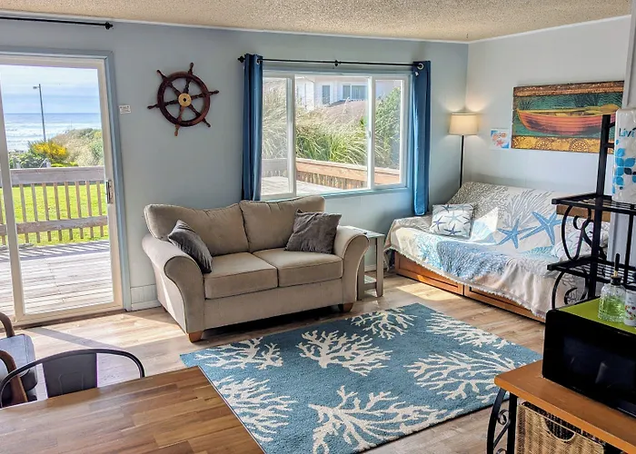 Silver Surf Motel